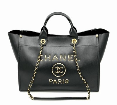 CHANEL  Deauville Shopper