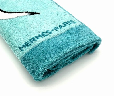HERMÈS  Badetuch