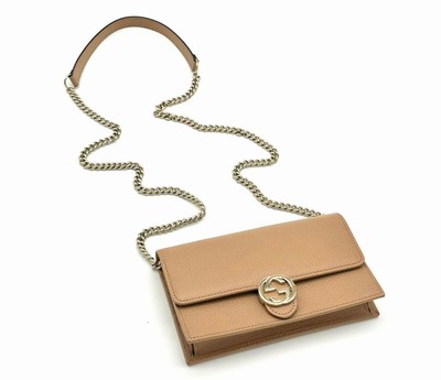 GUCCI  Interlocking GG Wallet on Chain