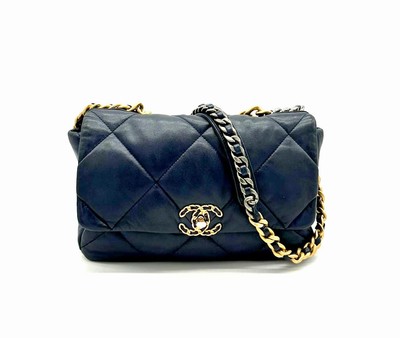 CHANEL  19 Große Flap Bag