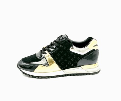 LOUIS VUITTON  Run Away Sneaker