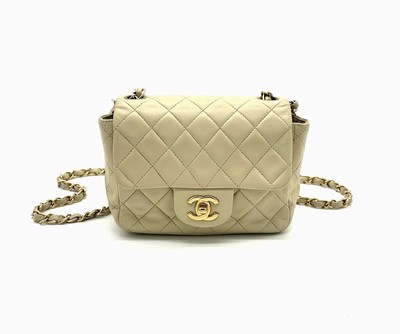 CHANEL  Mini Timeless Classic Single Flap