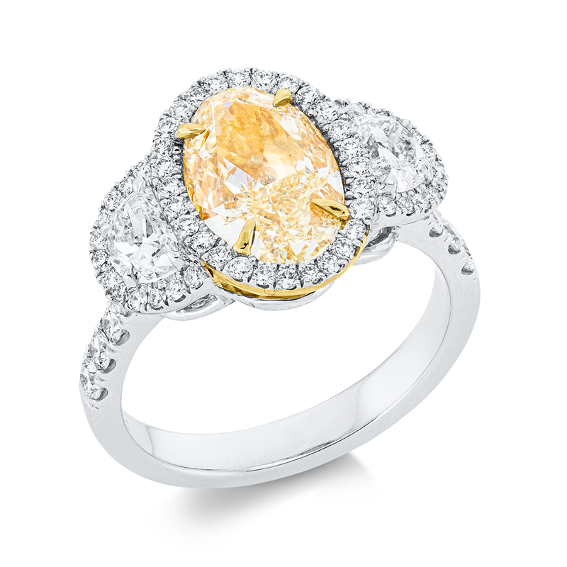 Image 90001308 - Ring 18 kt WG GG, GIA5463033659, 1 Oval 3,01 ct, gelb-vsi, 2 Halbmond 0,66 ct, 30 ...
