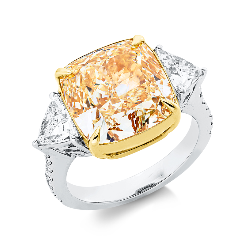 Image 90001997 - Ring 4er-Krappe 18 kt WG GG, GIA 5221259622, 14 Brillanten 0,28 ct, TW-vsi/si, 2 Triangel ...