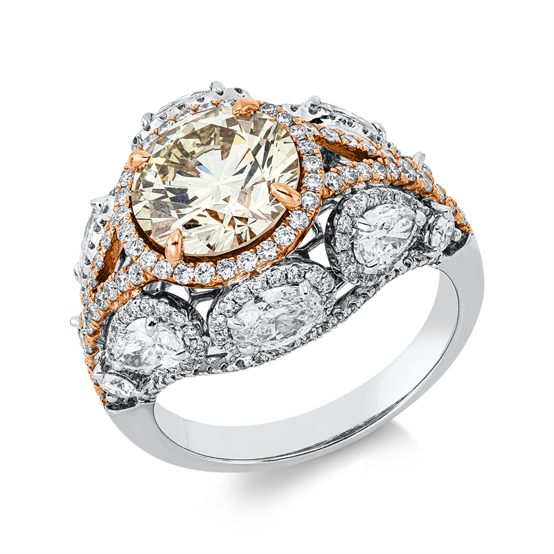 Image 90002984 - Ring 18 kt WG RG, 4 Tropfen 0,75 ct, F-vsi, 2 Oval 0,48 ct, F-vsi, 212 Brillanten 0,92 ...