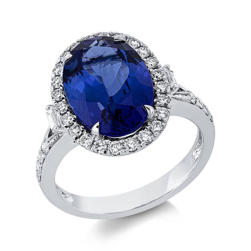 Image 90003193 - Ring 18 kt WG, 2 Baguette 0,09 ct, TW-si, 32 Brillanten 0,47 ct, TW-si, 1 Tansanit 5,12 ...