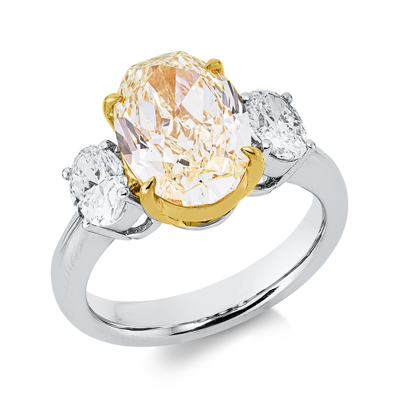Image 90003411 - Ring 18 kt WG GG, GIA 2225513815, 1 Oval 4,14 ct, gelb-if, 2 Oval 0,95 ct, TW-si, H:16,3 ...