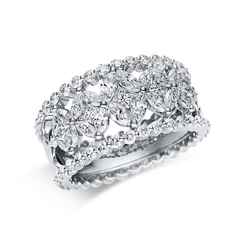 Image 90004664 - Ring 18 kt WG, 5 Princ. 0,29 ct, TW-si, 20 Navette 0,84 ct, TW-si, 70 Brillanten 1,26 ct, ...