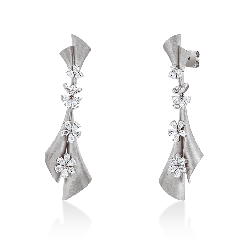 Image 90005239 - Ohrschmuck 18 kt WG, mattiert, 38 Tropfen 2,25 ct, F-vsi =*=*= Unterkategorie: ...