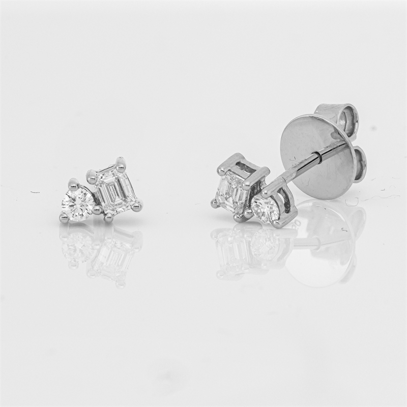 Image Ohrstecker 18 kt WG, 2 Sm.schliff 0,28 ct, TW-si, 2 Brillanten 0,12 ct, TW-si