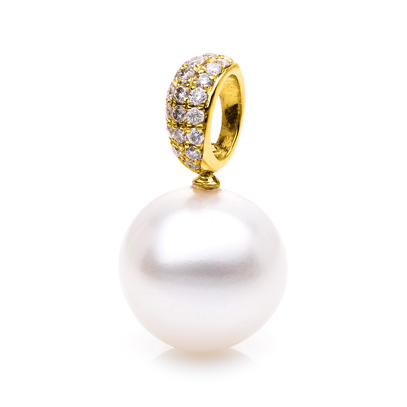 Image 90007255 - Anhänger 18 kt GG, 21 Brillanten 0,13 ct, W-si, 1 SW 10,5 mm =*=*= Unterkategorie: ...