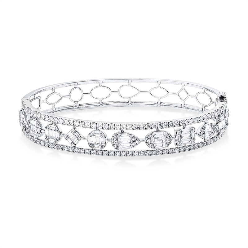Image Armreif 18 kt WG, 6 Baguette 0,22 ct, TW-si, 32 Baguette 0,70 ct, TW-si, 110 Brillanten ...