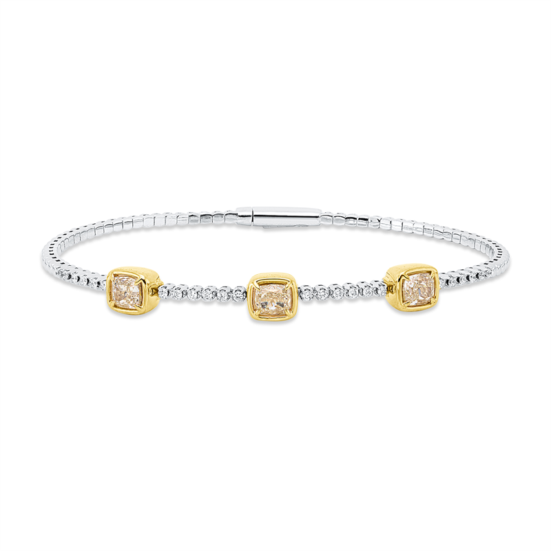 Image 90011415 - Armreif 950 Pt GP, 3 Cushion 1,49 ct, gelb-vsi, 24 Brillanten 0,22 ct, TW-vsi, H:50,0 mm, ...