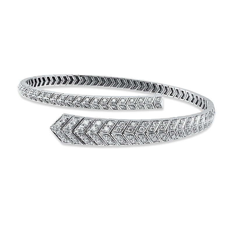 Image 90011440 - Armreif 18 kt WG, 44 Brillanten 0,67 ct, TW-si, 4 Brillanten 0,10 ct, TW-si, 74 ...
